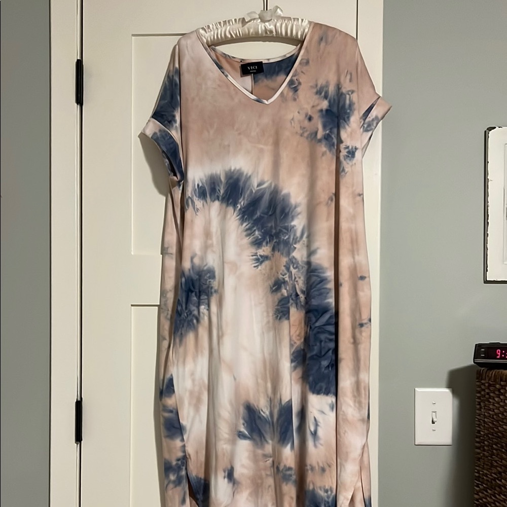 Vici Pink and Blue Maxi Dress